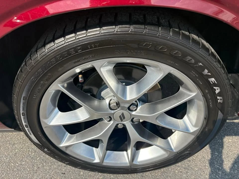 2019 Dodge Challenger 3rd Gen - Image 11 of 20