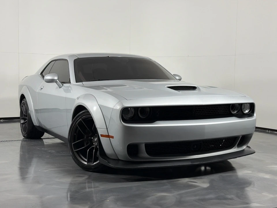 2019 Dodge Challenger SRT8 & 392 3rd Gen - Image 2 of 25