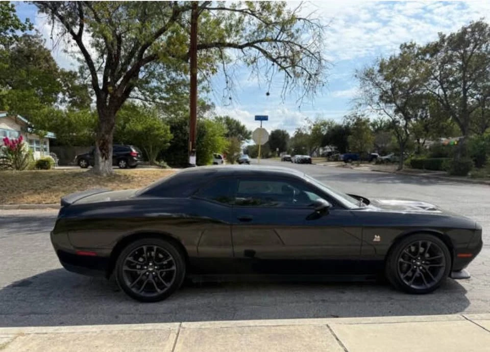 2019 Dodge Challenger SRT8 & 392 3rd Gen - Image 3 of 4
