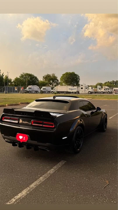 2019 Dodge Challenger SRT8 & 392 3rd Gen - Image 11 of 18
