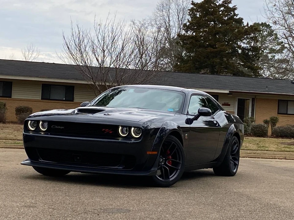 2019 Dodge Challenger SRT8 & 392 3rd Gen - Image 5 of 24