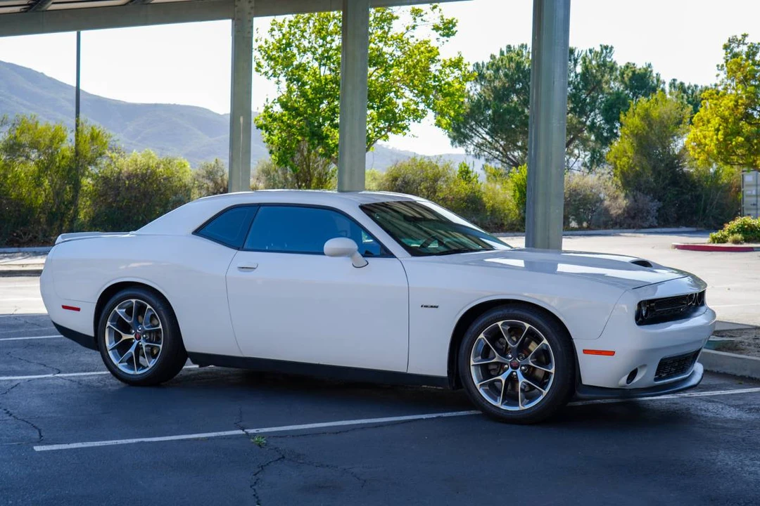 2019 Dodge Challenger 3rd Gen - Image 10 of 24