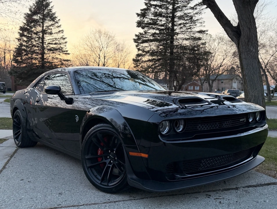 2019 Dodge Challenger SRT Hellcat 3rd Gen - Image 2 of 19