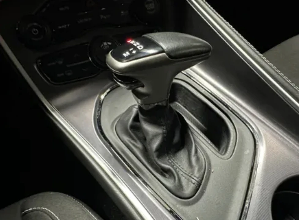 2019 Dodge Challenger SRT Hellcat 3rd Gen - Image 8 of 23