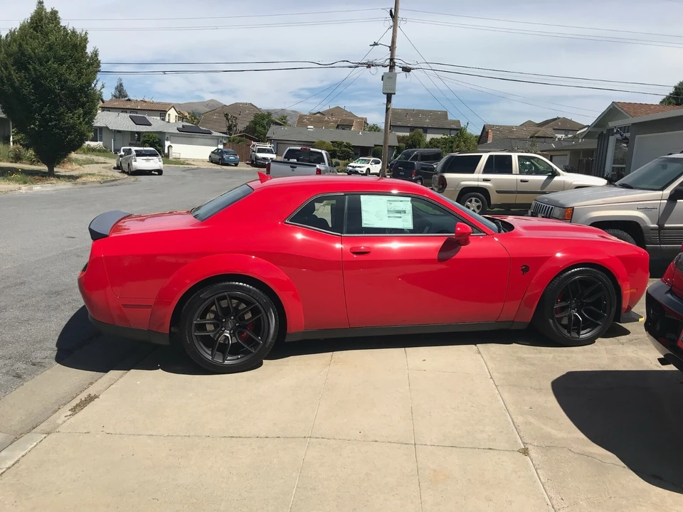 2019 Dodge Challenger SRT Hellcat 3rd Gen - Image 2 of 21