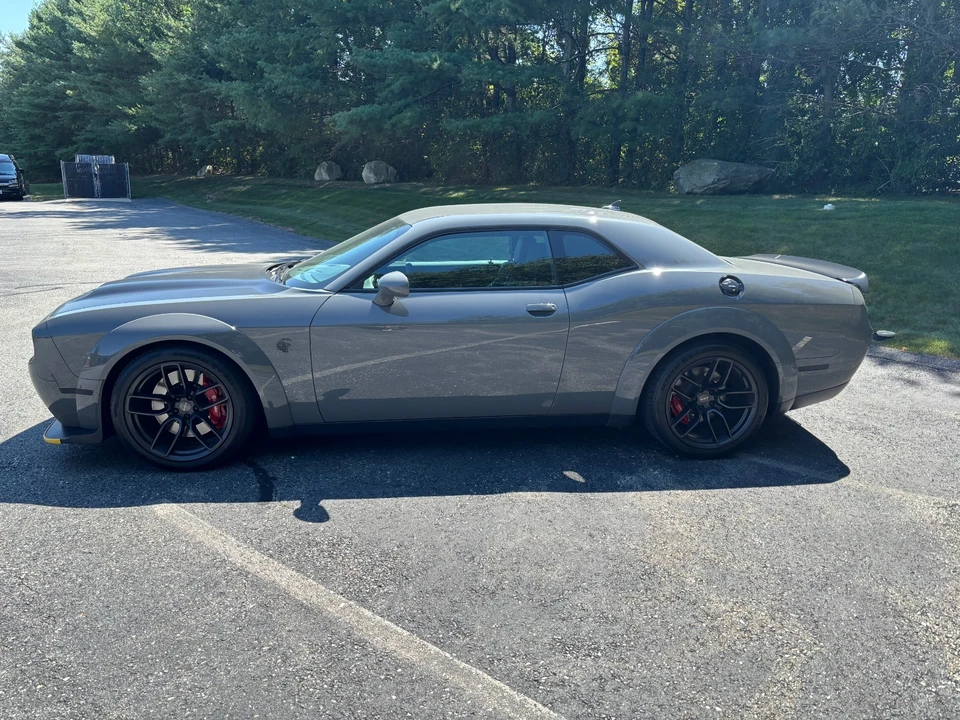 2019 Dodge Challenger SRT Hellcat 3rd Gen - Image 2 of 31