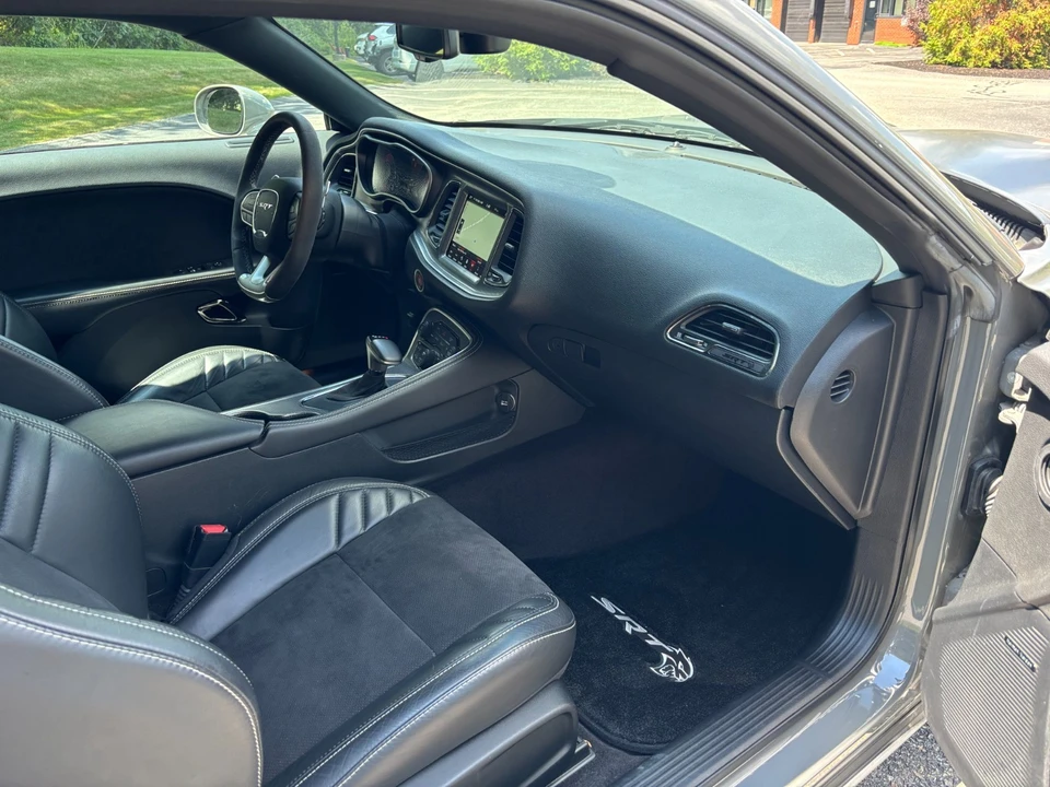 2019 Dodge Challenger SRT Hellcat 3rd Gen - Image 25 of 31