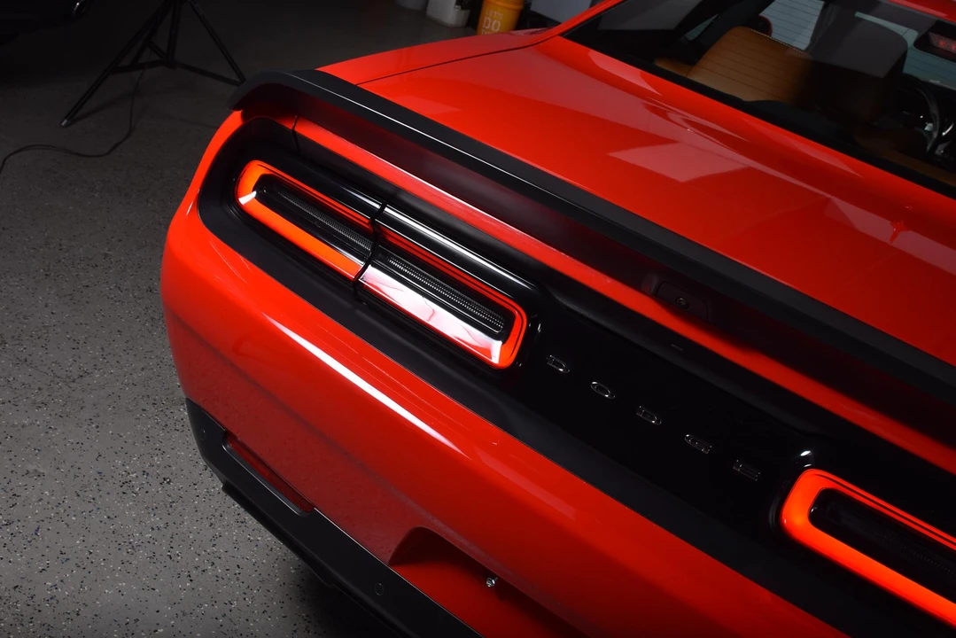 2019 Dodge Challenger SRT Hellcat 3rd Gen - Image 28 of 31