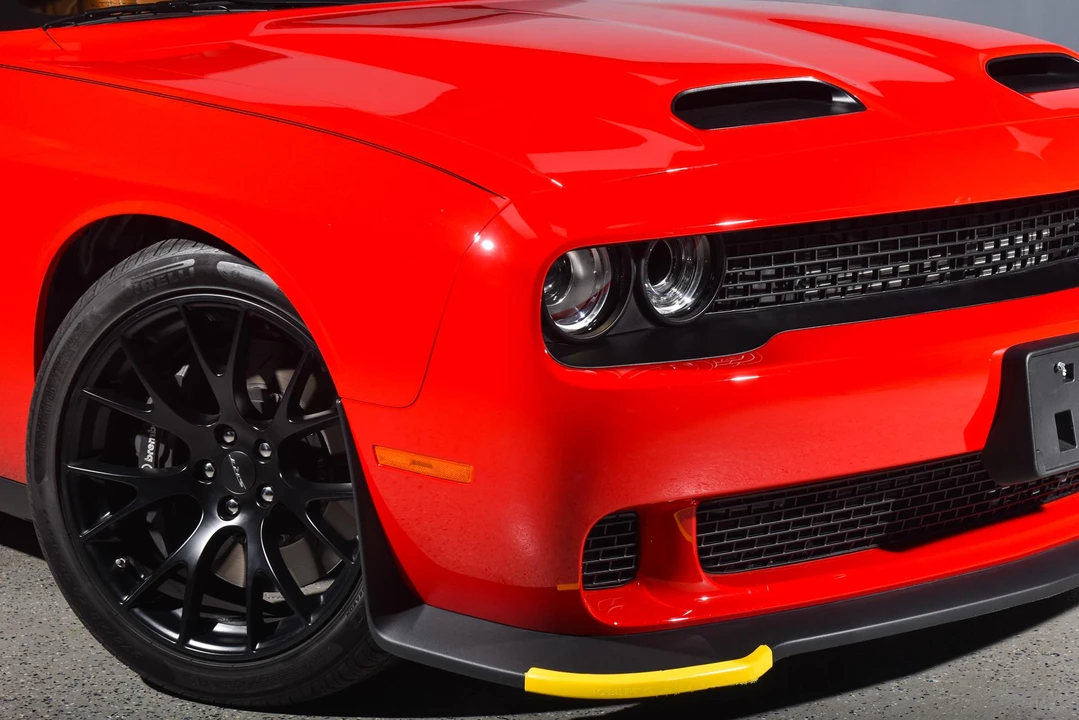 2019 Dodge Challenger SRT Hellcat 3rd Gen - Image 18 of 31