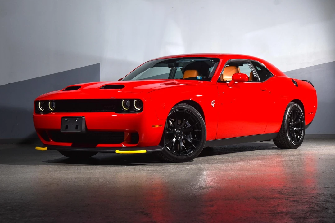 2019 Dodge Challenger SRT Hellcat 3rd Gen - Image 10 of 31