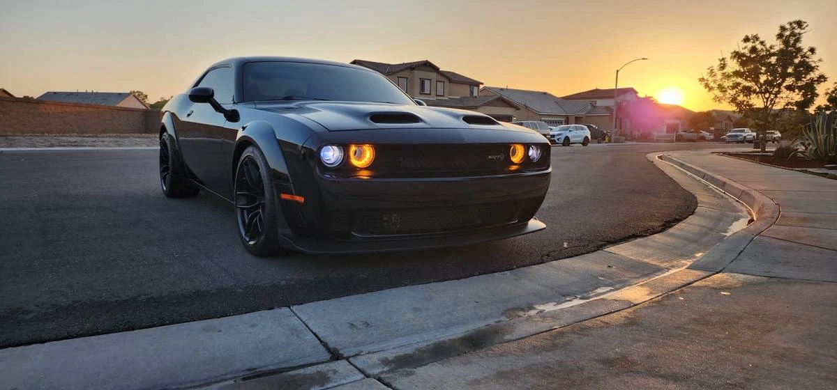 2019 Dodge Challenger SRT Hellcat 3rd Gen - Image 4 of 15