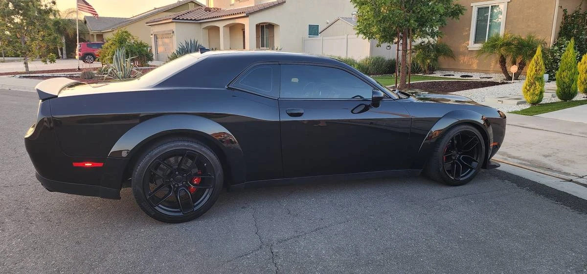 2019 Dodge Challenger SRT Hellcat 3rd Gen - Image 2 of 15