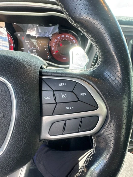 2019 Dodge Challenger SRT Hellcat 3rd Gen - Image 13 of 18