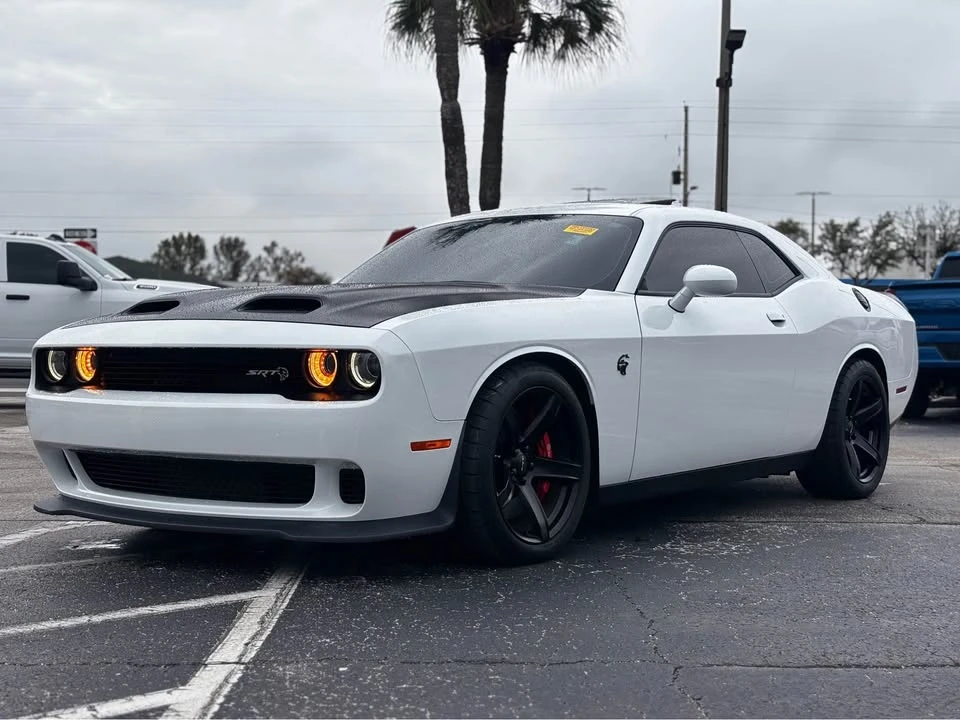2019 Dodge Challenger SRT Hellcat 3rd Gen - Image 3 of 16