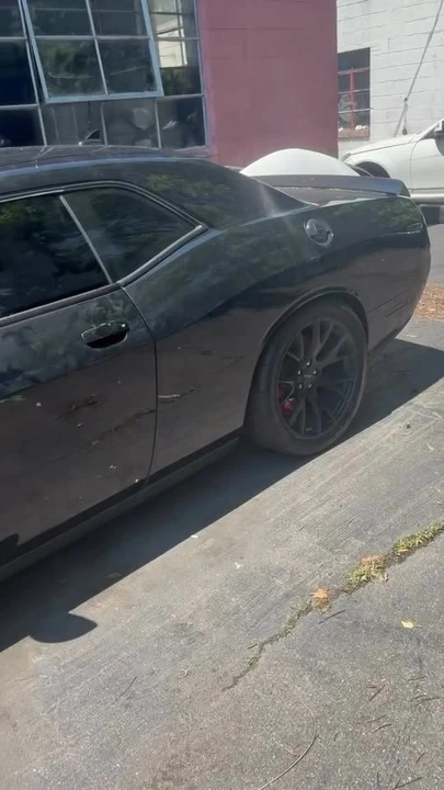 2019 Dodge Challenger SRT Hellcat 3rd Gen - Image 2 of 2
