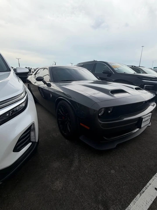 2019 Dodge Challenger SRT Hellcat 3rd Gen - Image 2 of 12