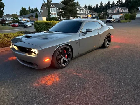 2019 Dodge Challenger SRT Hellcat Coupe 2D