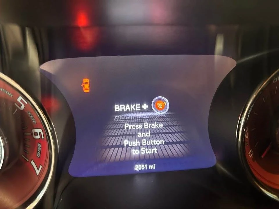 2019 Dodge Challenger SRT Hellcat 3rd Gen - Image 8 of 13