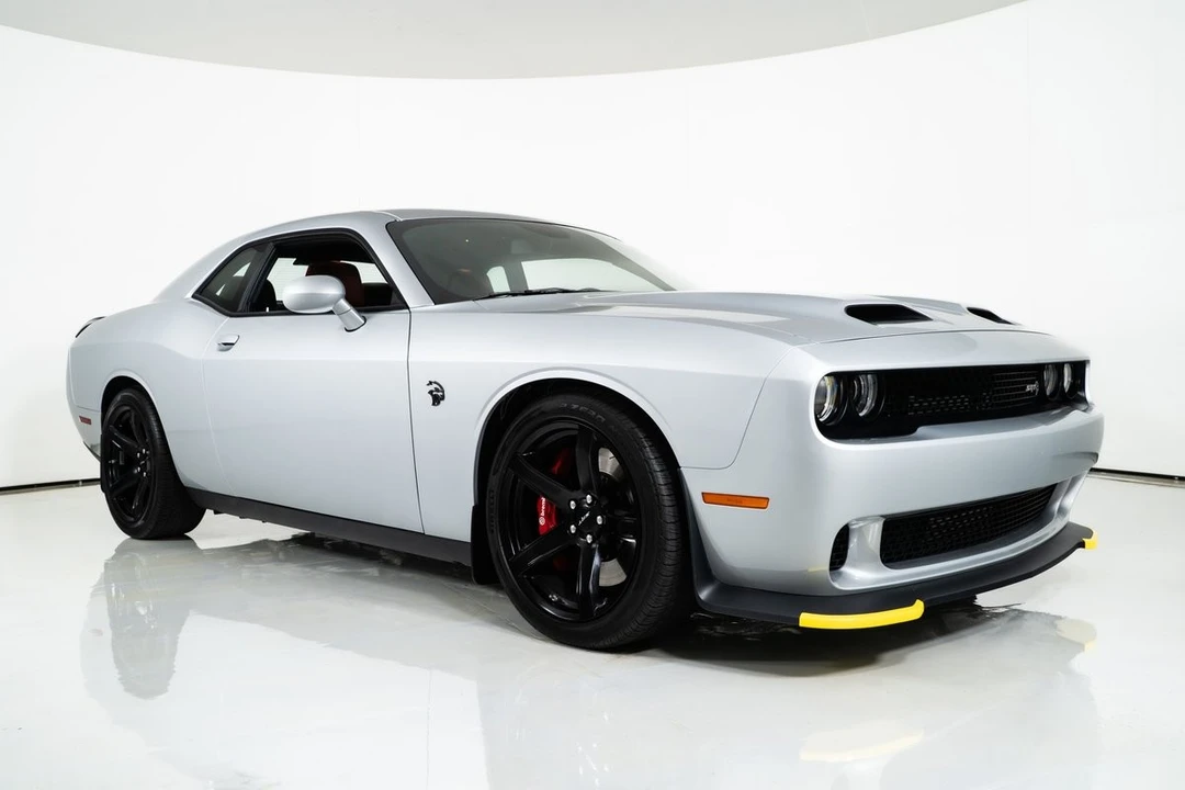 2019 Dodge Challenger SRT Hellcat 3rd Gen - Image 19 of 31