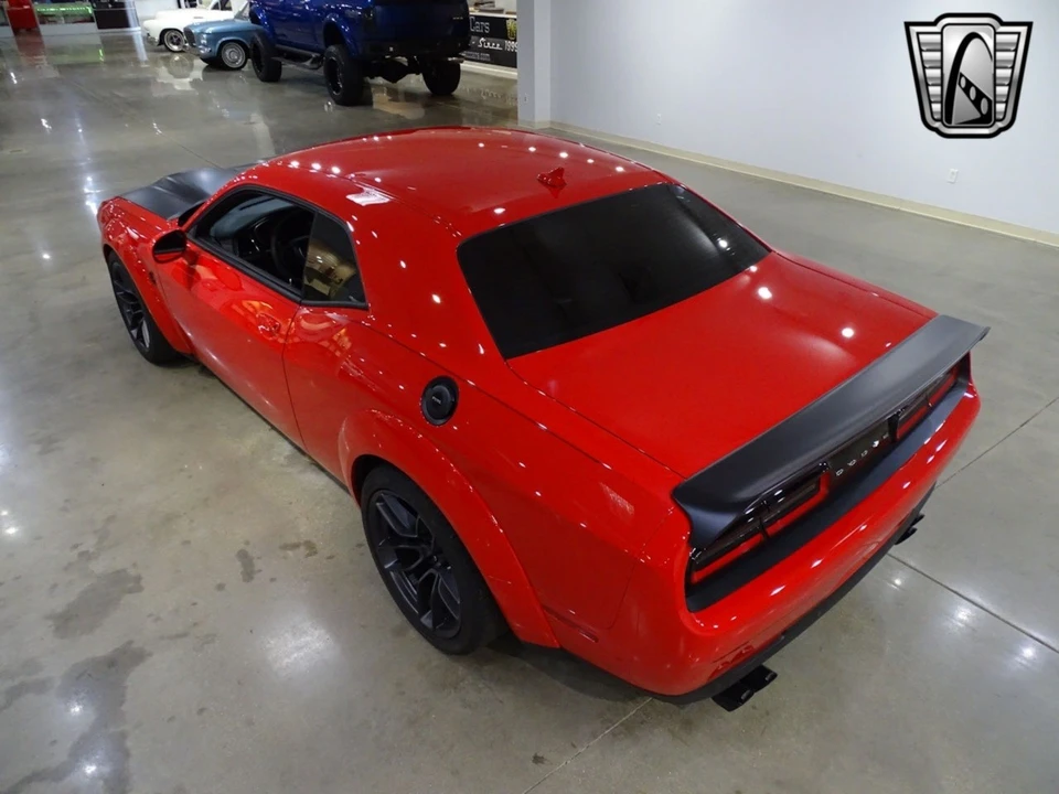 2019 Dodge Challenger SRT Hellcat 3rd Gen - Image 5 of 12