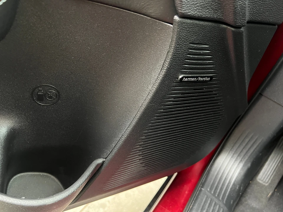 2019 Dodge Challenger SRT Hellcat 3rd Gen - Image 9 of 31