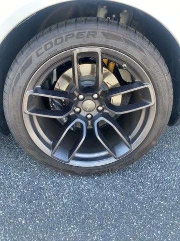 2019 Dodge Challenger SRT Hellcat 3rd Gen - Image 5 of 15