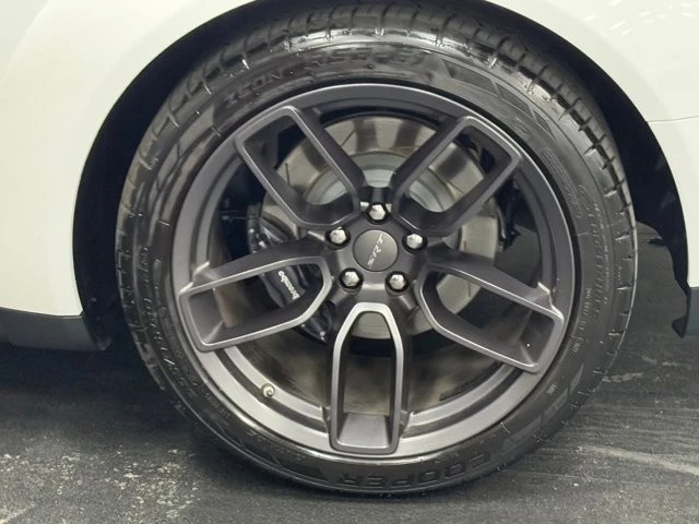 2019 Dodge Challenger SRT Hellcat 3rd Gen - Image 15 of 31