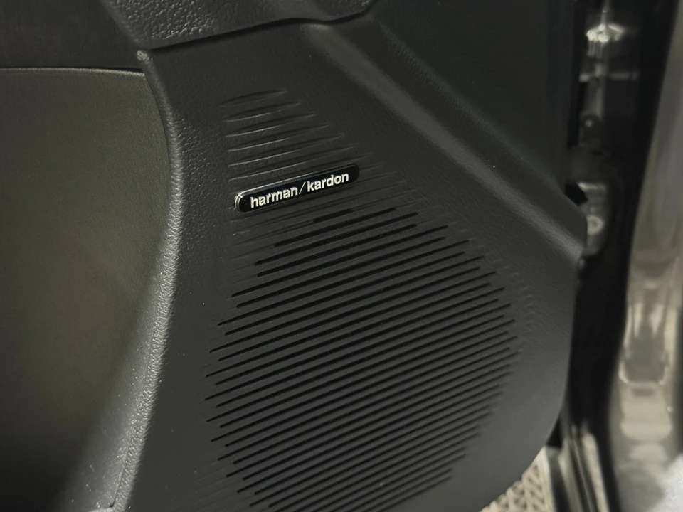 2019 Dodge Challenger SRT Hellcat 3rd Gen - Image 9 of 31