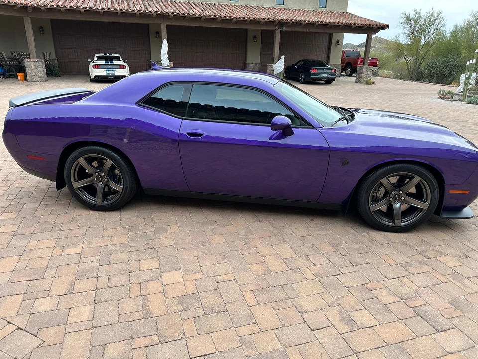 2019 Dodge Challenger SRT Hellcat 3rd Gen - Image 13 of 31
