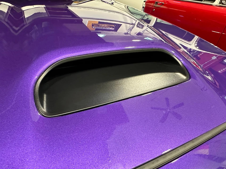 2019 Dodge Challenger SRT Hellcat 3rd Gen - Image 17 of 31