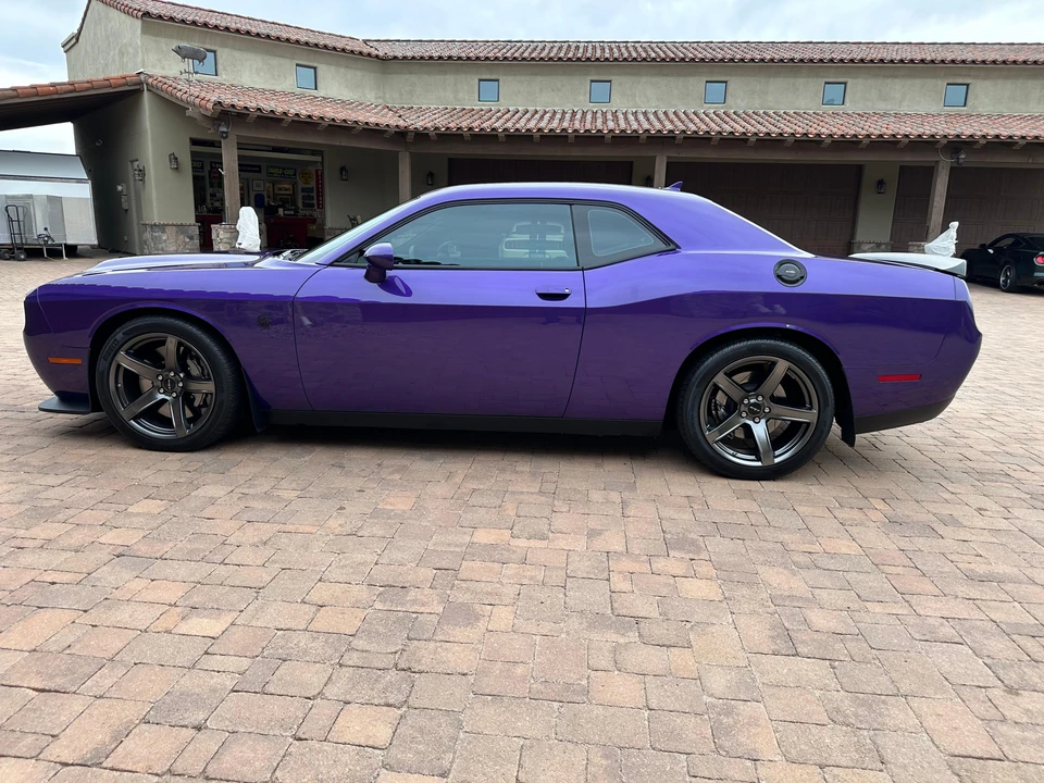 2019 Dodge Challenger SRT Hellcat 3rd Gen - Image 9 of 31