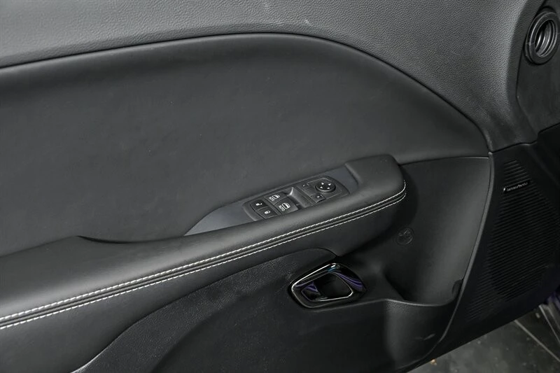 2019 Dodge Challenger SRT Hellcat 3rd Gen - Image 13 of 28