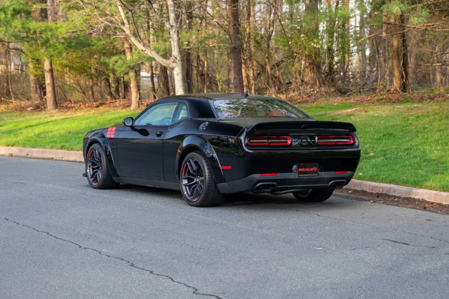 2019 Dodge Challenger SRT Hellcat 3rd Gen - Image 16 of 31