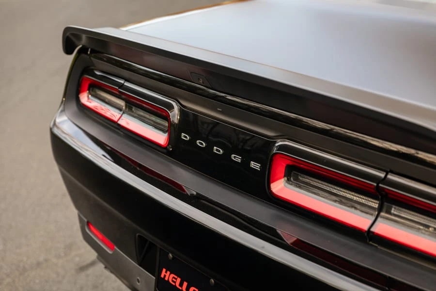 2019 Dodge Challenger SRT Hellcat 3rd Gen - Image 7 of 31