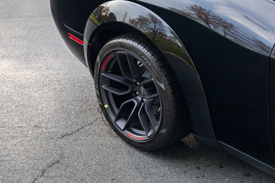 2019 Dodge Challenger SRT Hellcat 3rd Gen - Image 12 of 31