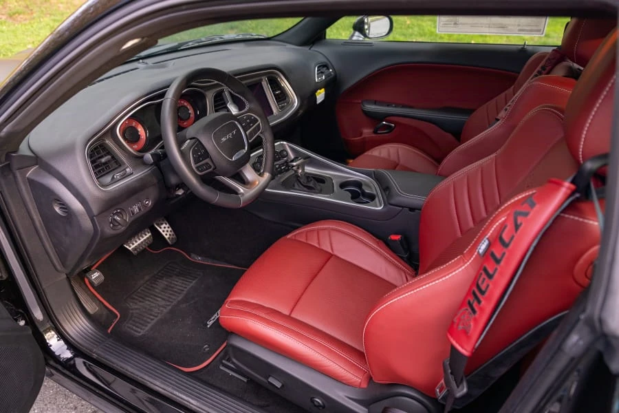 2019 Dodge Challenger SRT Hellcat 3rd Gen - Image 18 of 31