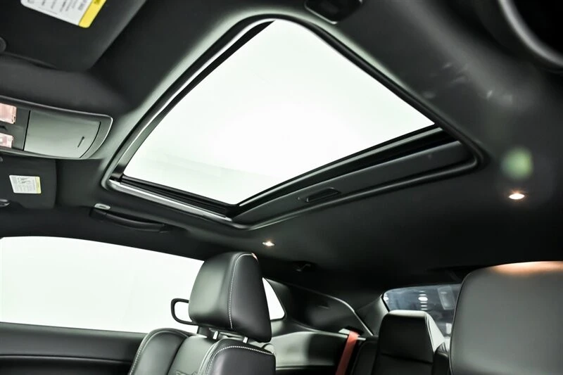2019 Dodge Challenger SRT Hellcat 3rd Gen - Image 18 of 31