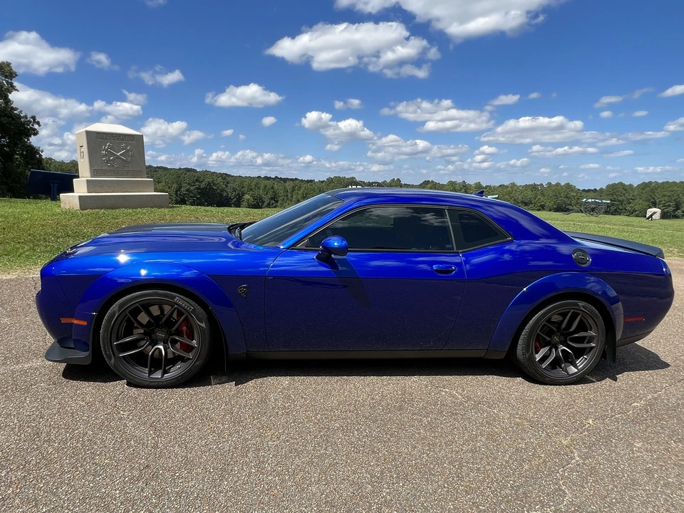2019 Dodge Challenger SRT Hellcat 3rd Gen - Image 21 of 31