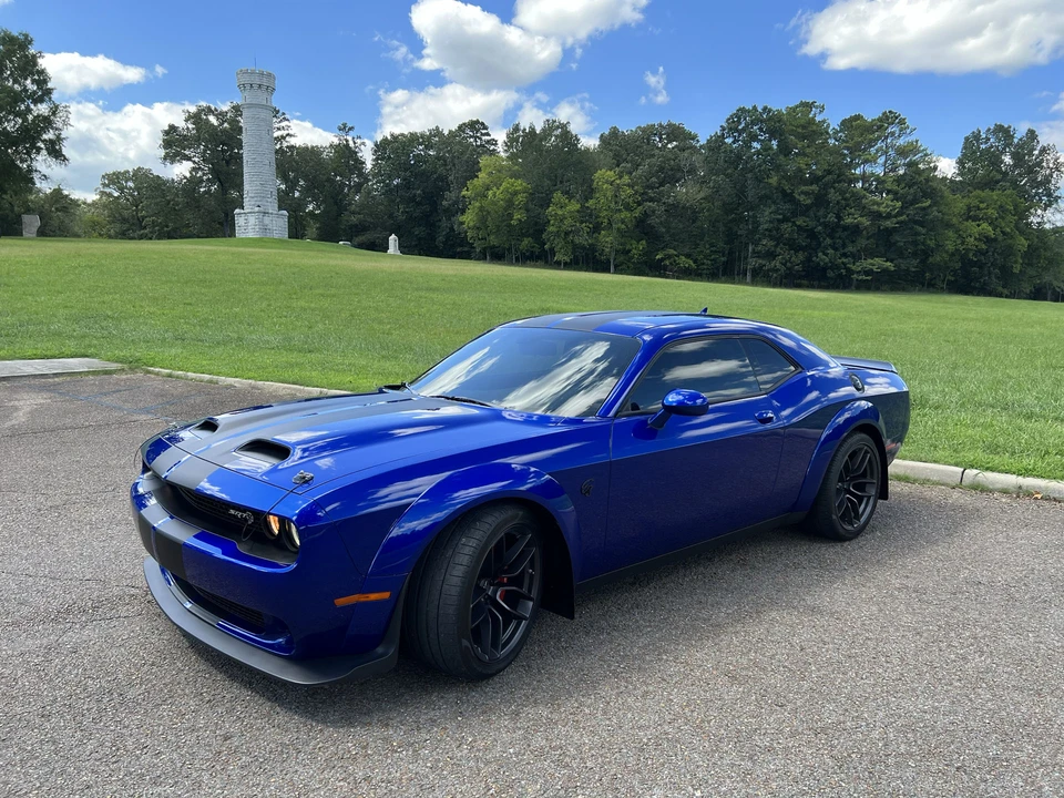 2019 Dodge Challenger SRT Hellcat 3rd Gen - Image 10 of 31