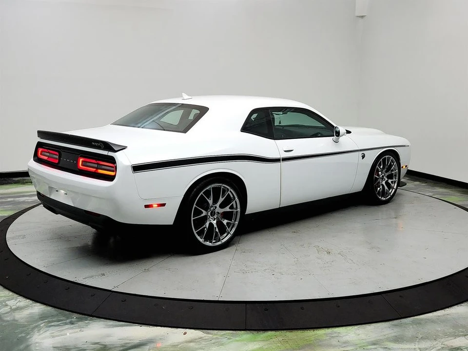 2019 Dodge Challenger SRT Hellcat 3rd Gen - Image 5 of 12