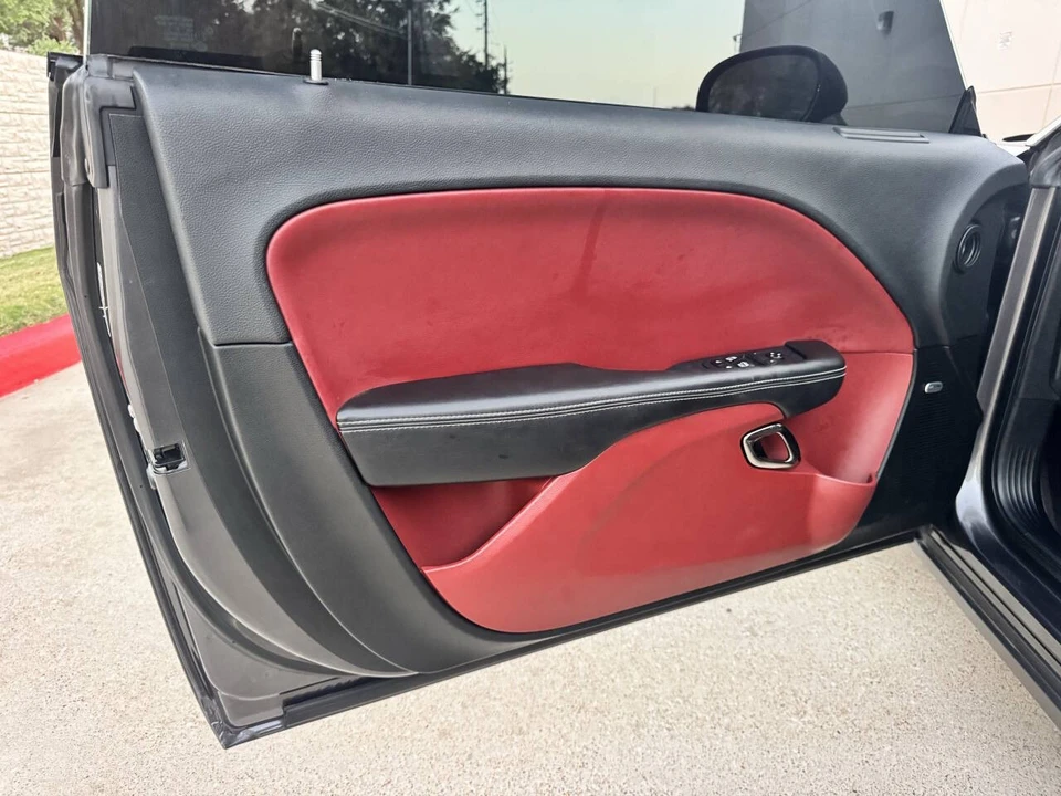 2019 Dodge Challenger SRT Hellcat 3rd Gen - Image 11 of 12
