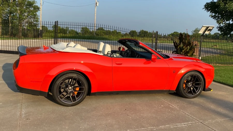 2019 Dodge Challenger SRT Hellcat 3rd Gen - Image 10 of 14