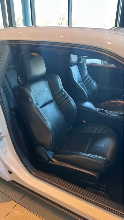 2019 Dodge Challenger SRT Hellcat 3rd Gen - Image 9 of 10