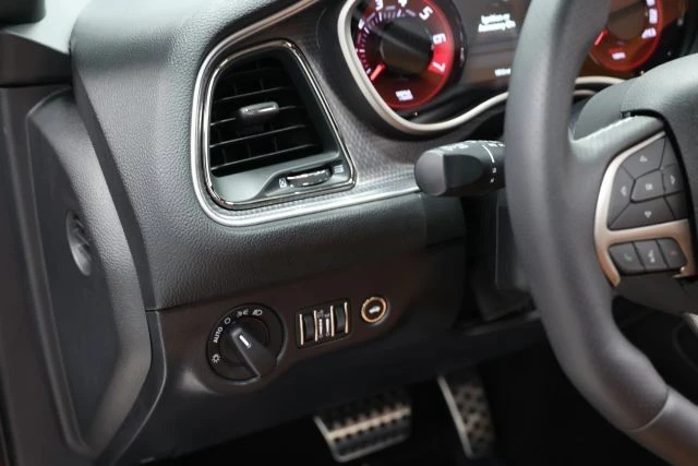 2019 Dodge Challenger SRT Hellcat 3rd Gen - Image 22 of 31
