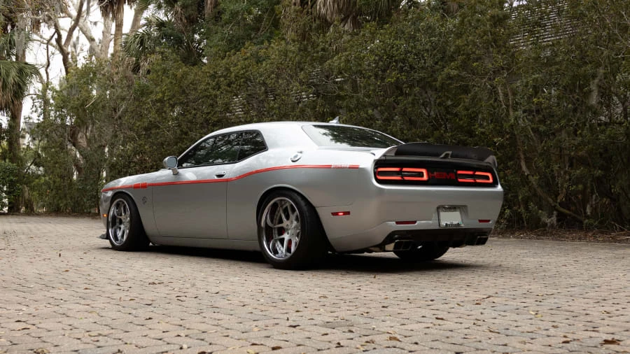 2019 Dodge Challenger SRT Hellcat 3rd Gen - Image 15 of 31