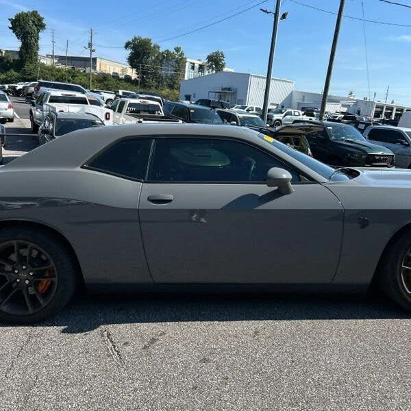 2019 Dodge Challenger SRT Hellcat 3rd Gen - Image 10 of 19
