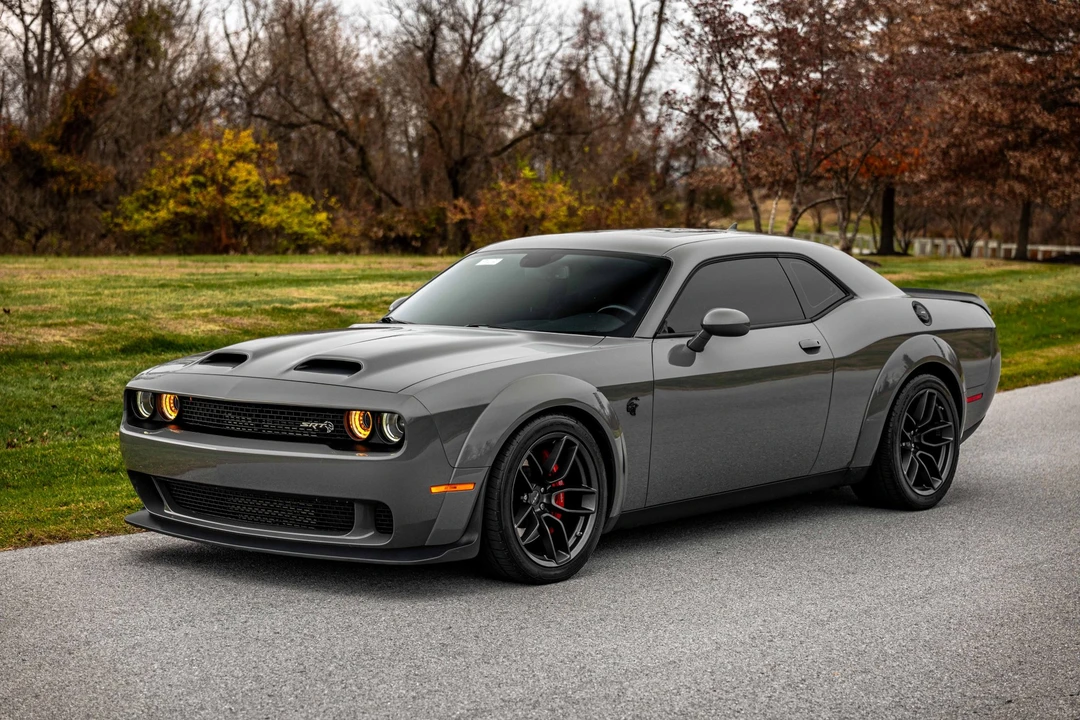 2019 Dodge Challenger SRT Hellcat 3rd Gen - Image 2 of 31