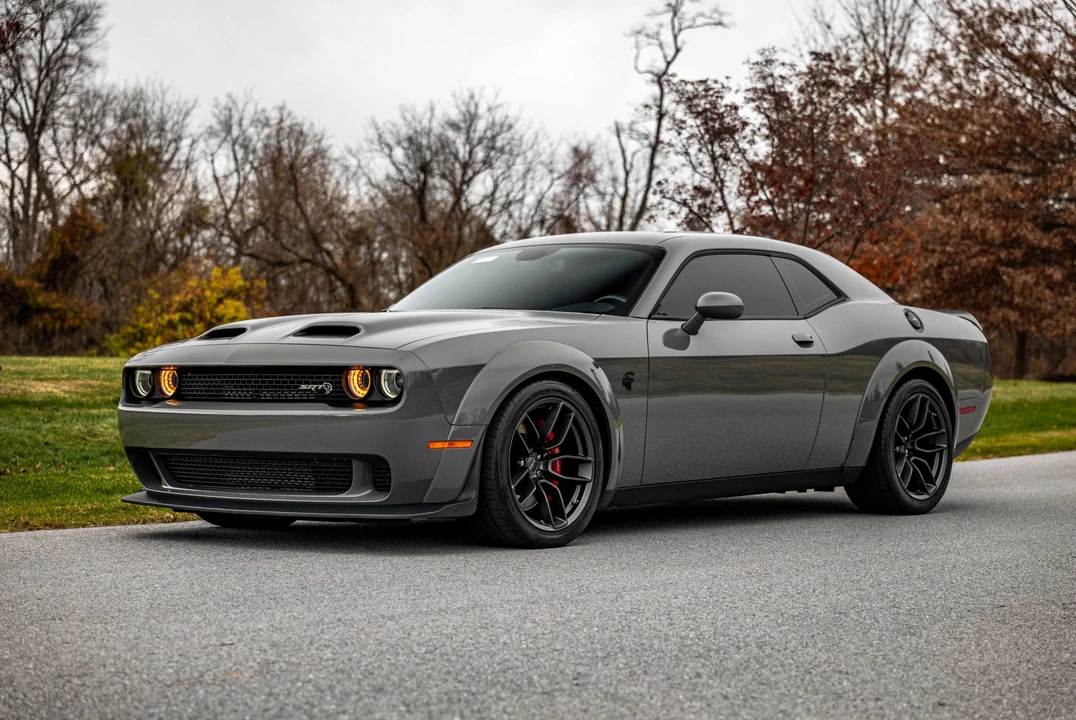 2019 Dodge Challenger SRT Hellcat 3rd Gen - Image 4 of 31