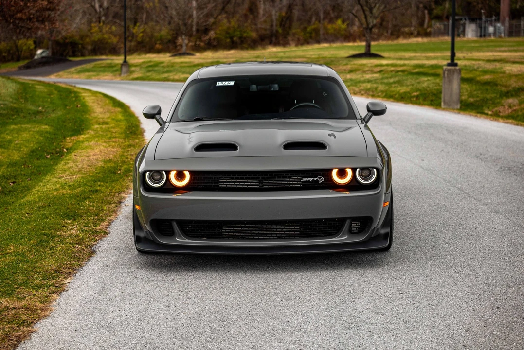 2019 Dodge Challenger SRT Hellcat 3rd Gen - Image 10 of 31