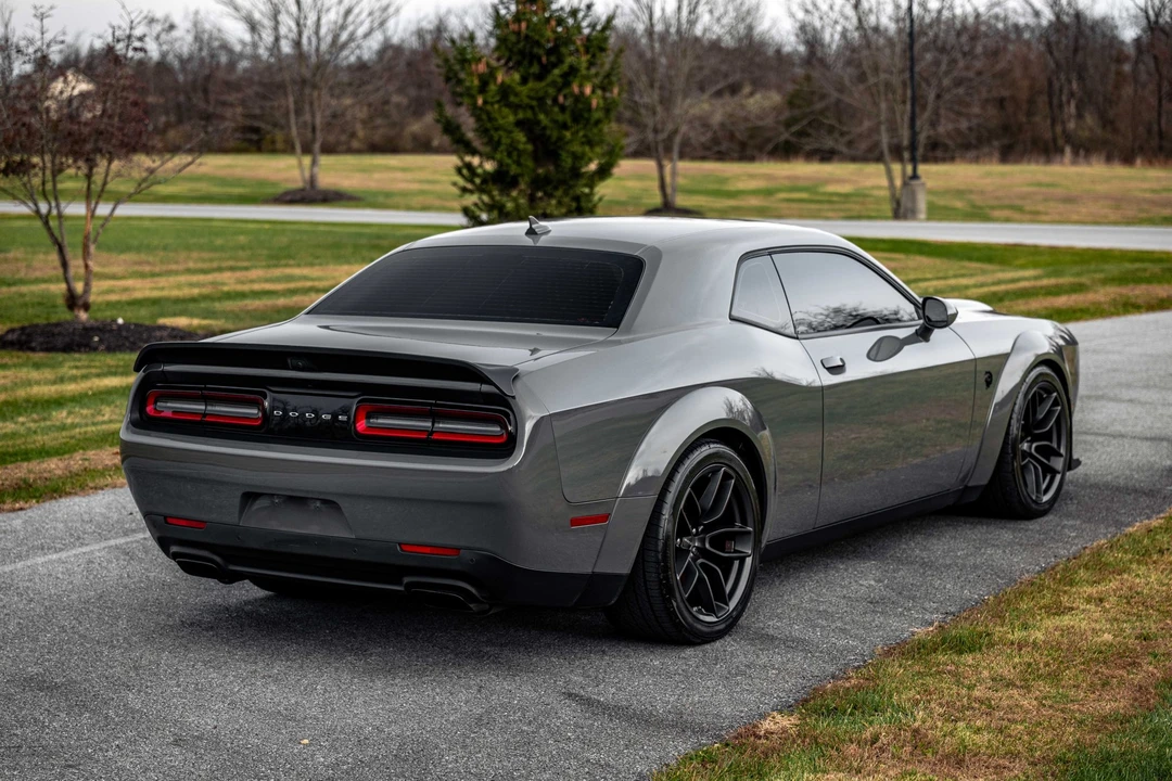 2019 Dodge Challenger SRT Hellcat 3rd Gen - Image 27 of 31